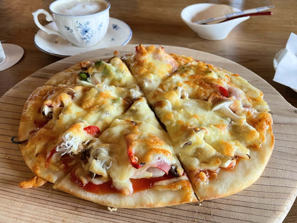 天空の館 ピザ